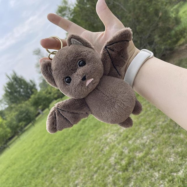 Yiran toy Fledermaus Plüschtier Schlüsselanhänger, ab 3 Jahre - Bild 1