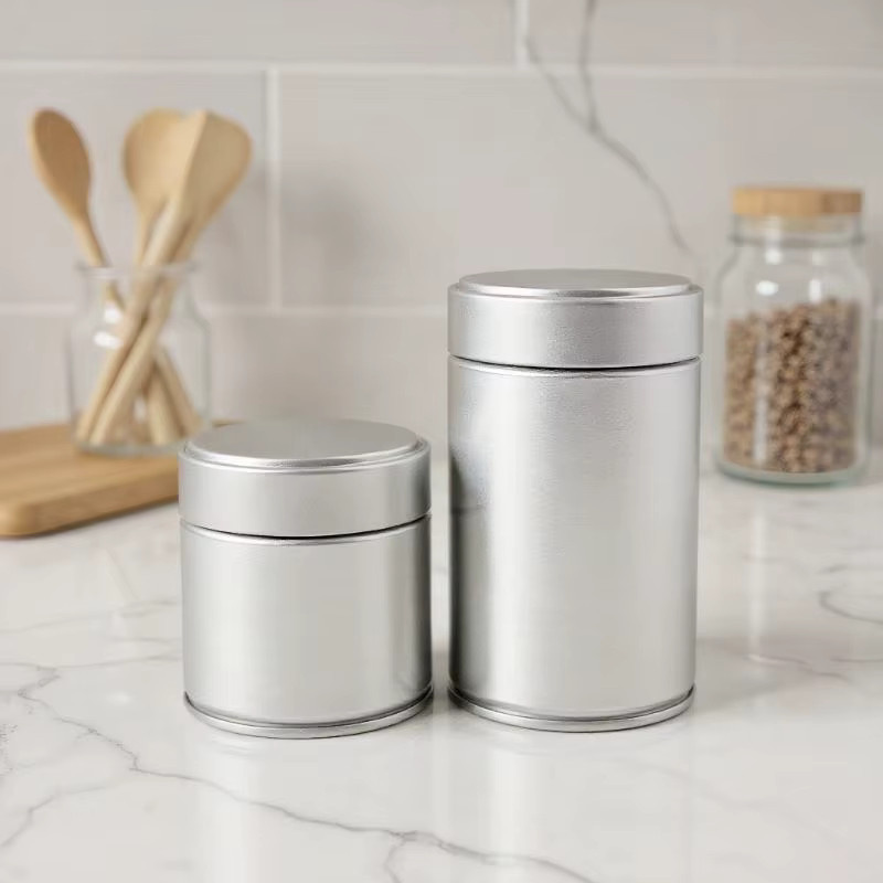Luftdichter Teekanister aus Metall in Silber – Auslaufsicherer Vorratsbehälter für losen Tee, Teebeutel und Matcha-Pulver - Bild 2