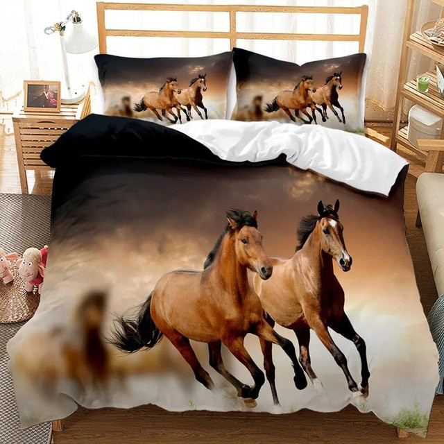 Bettwäsche Set Your Warm Home mit 3D Wildpferde Motiv in Braun, bestehend aus Bettbezug und Kissenbezügen aus Polyester, B/H: 200 x 230 cm, Kissenbezüge: 50 x 70 cm - Bild 1