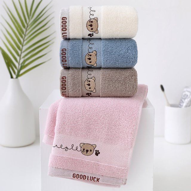 vvocci Babyhandtuch Set aus Baumwolle mit Cartoon-Bär Motiv in Weiß für Neugeborene und Kinder - Bild 1