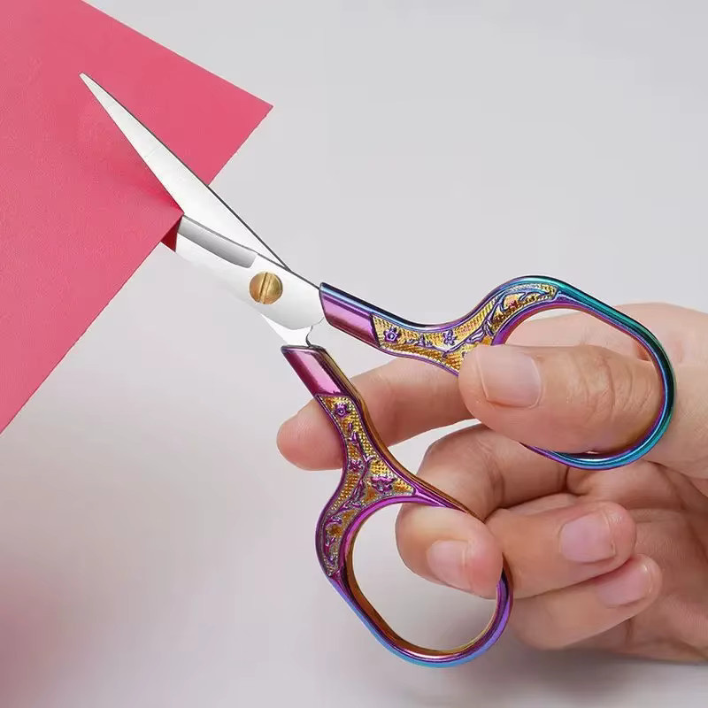 Retro Zakka Vintage Schere aus Edelstahl in Gold für Nähen, DIY und Stickerei - Bild 2