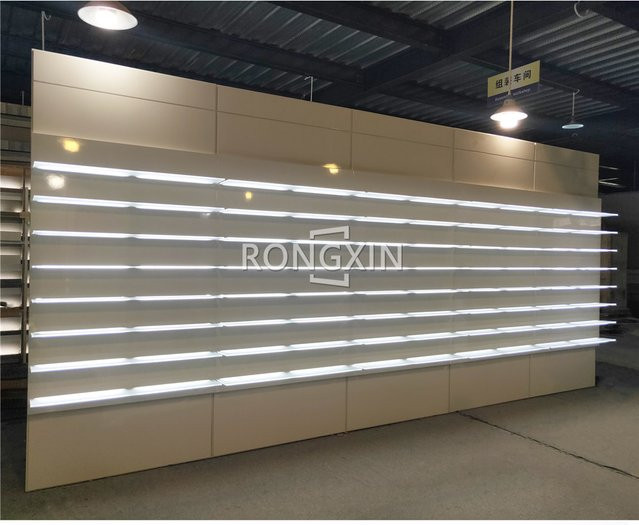 XMSJ Wandregal aus Holz und Kunststoff mit integrierter LED-Beleuchtung und Rückwand in Weiß, modern und glänzend für Modeboutiquen - Bild 1