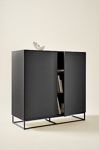 IKEA LYCKEBY Schrank schwarz mit Scharniertüren und Regalböden B/T/H: 120 x 50 x 120 cm - Bild 1