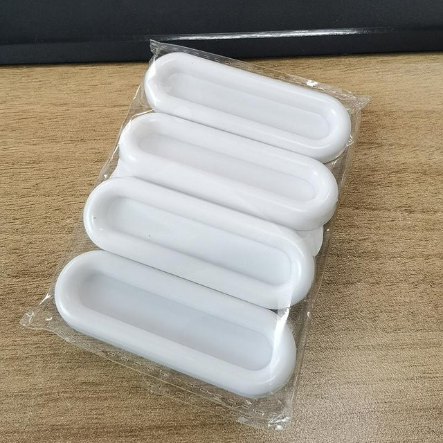4 Stück selbstklebende ovale Türknöpfe von Yiran bag aus Kunststoff in Matt, rutschfeste Zusatzgriffe für Innentüren, Schränke und Schubladen - Bild 1