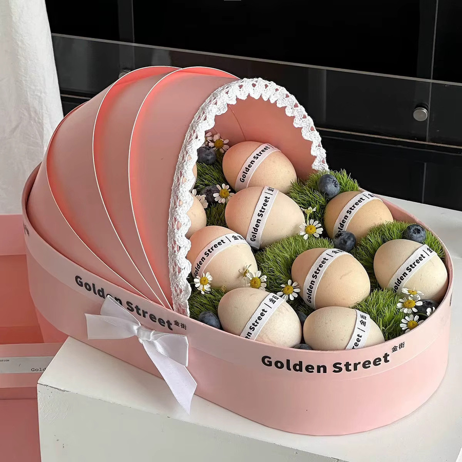Geschenkbox in Wiegenform aus Papier für Ostern, Babyparty oder Hochzeit in Pink - Bild 3