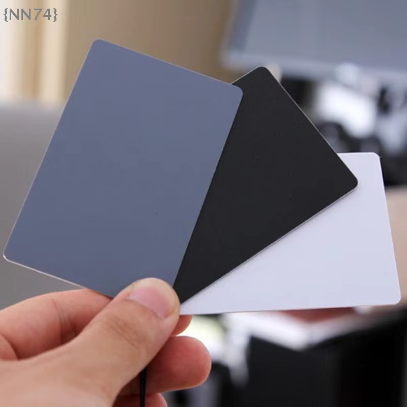 JETTING 3-in-1 Belichtungs- und Farbkalibrierungskarte in Weiß, Schwarz und Grau mit Trageriemen für Digitalkameras - Bild 3