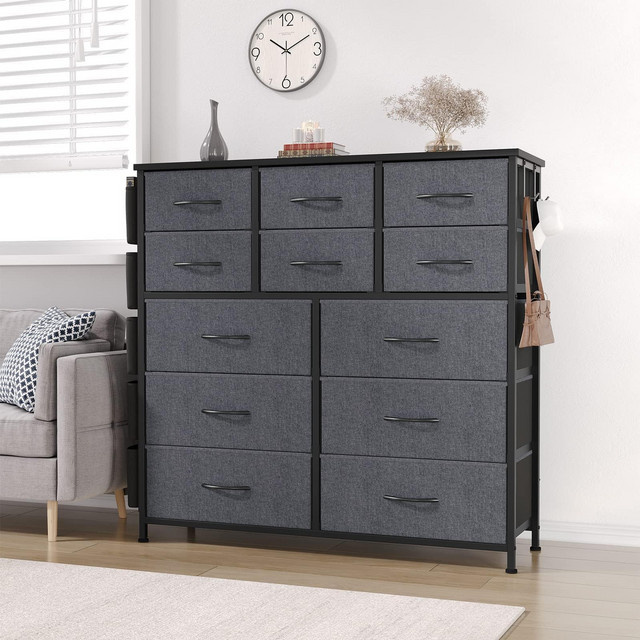 Garvee Kommode in Grau mit 12 Stoffschubladen und robuster Metallstruktur im skandinavischen Stil für Flur und Schlafzimmer - Bild 1