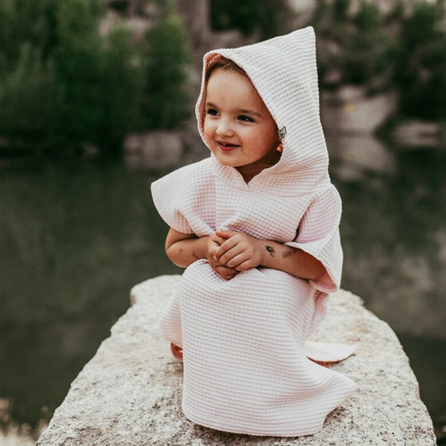 Baby Kapuzenhandtuch aus Baumwolle im Waffel-Design, Badetuch und Cape für Jungen und Mädchen, Dark Pink - Bild 1