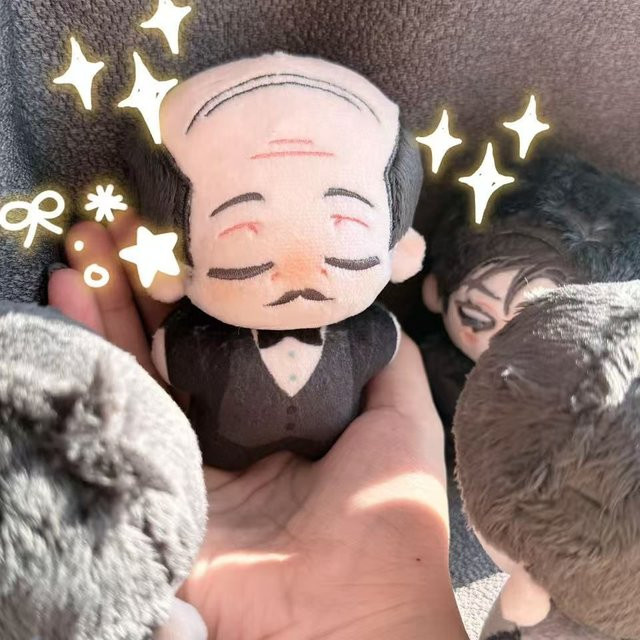 Bruce Butler Alfred Pennyworth Plüschfigur, Rucksackanhänger, 10cm - Bild 1