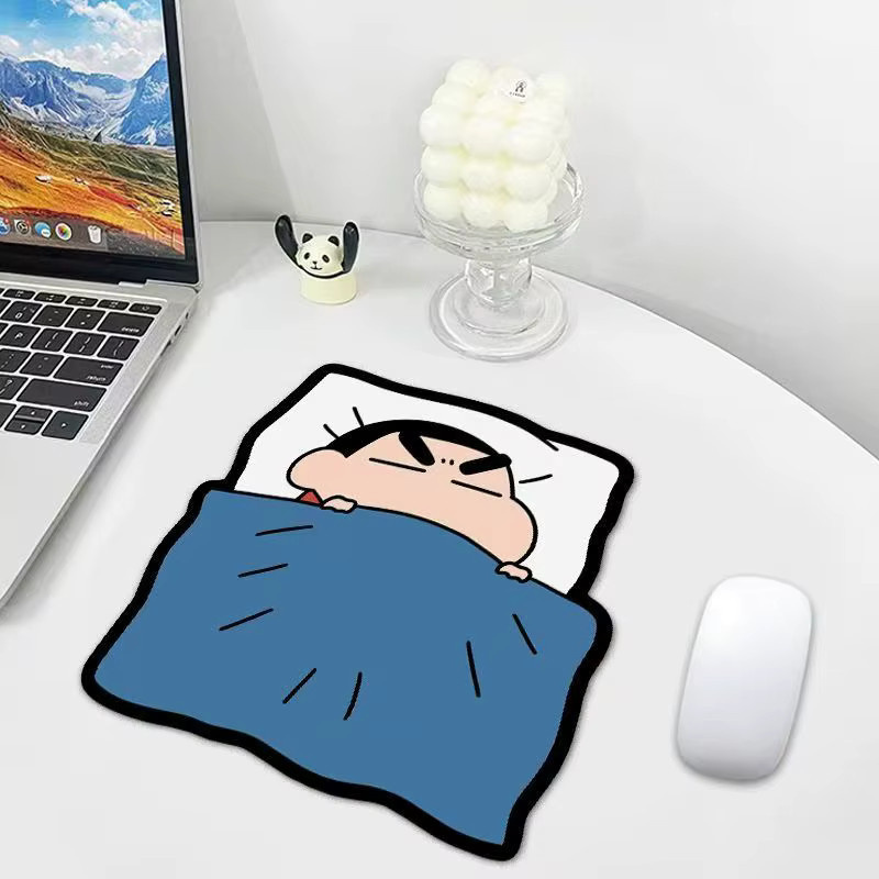 Bandai Crayon Shinchan Mauspad in Multicolour mit rutschfester Gummibasis und weicher Stoffoberfläche - Bild 2
