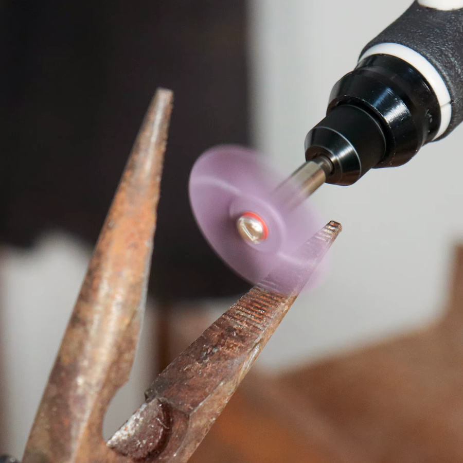 Dremel Radialborstenscheiben-Set mit 48 oder 76 Stück, 50 mm Durchmesser, Schmuckschleifscheiben für Drehwerkzeuge mit 3 mm oder 2,35 mm Schaft - Bild 4