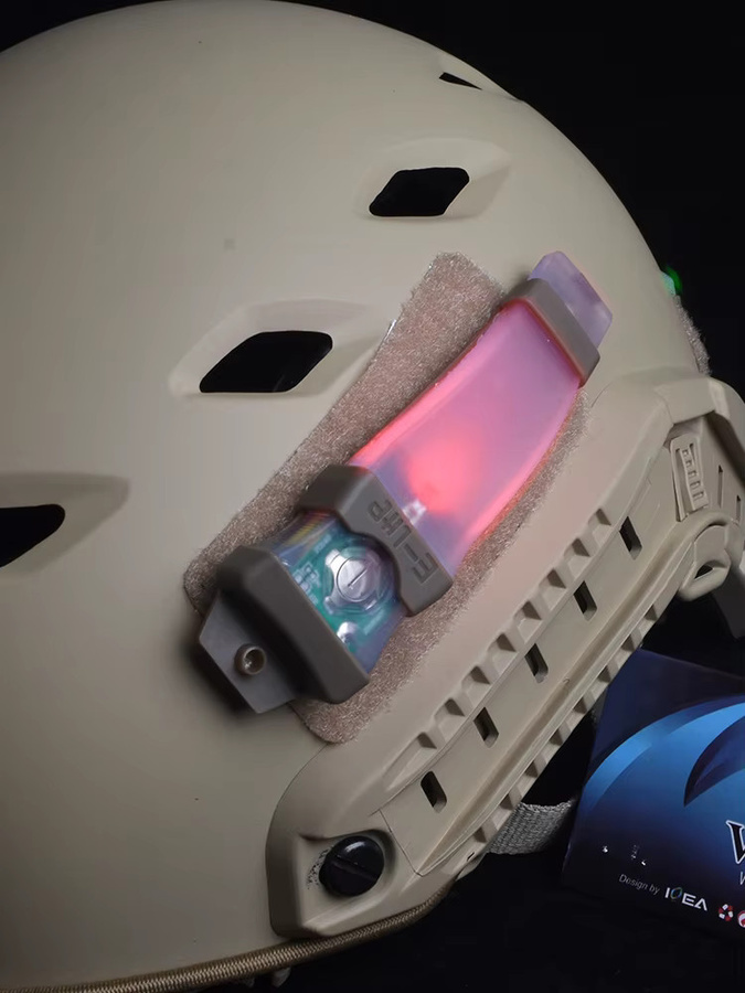 WADSN Taktisches IR Strobe Signal Licht für Helme, Wasserdichte RGB Blinklampe in Rot und Multicolour für Outdoor und Survival - Bild 4