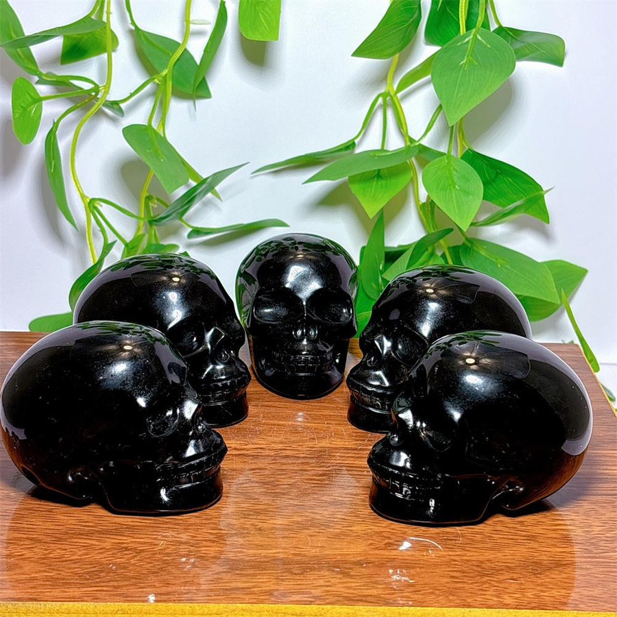 Schwarzer Obsidian Schädel von MOMO MARKET in Gotik-Design für Halloween und Tag der Toten - Bild 2