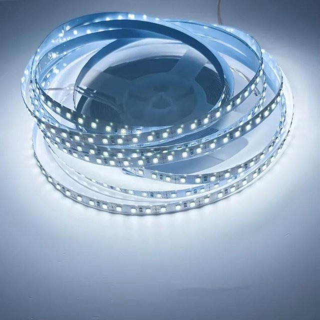 OuuZuu LED Streifen 24V mit 120 LEDs/m, 2835 SMD Diode, Breite: 8 mm, Farbe: Kaltweiß - Bild 1