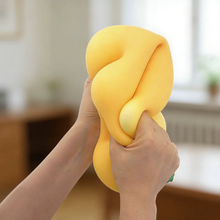 JOCESTYLE Bananen-Spielzeuge, Schaumstoff-Schreibtischdekoration, 17,72 Zoll - Bild 4