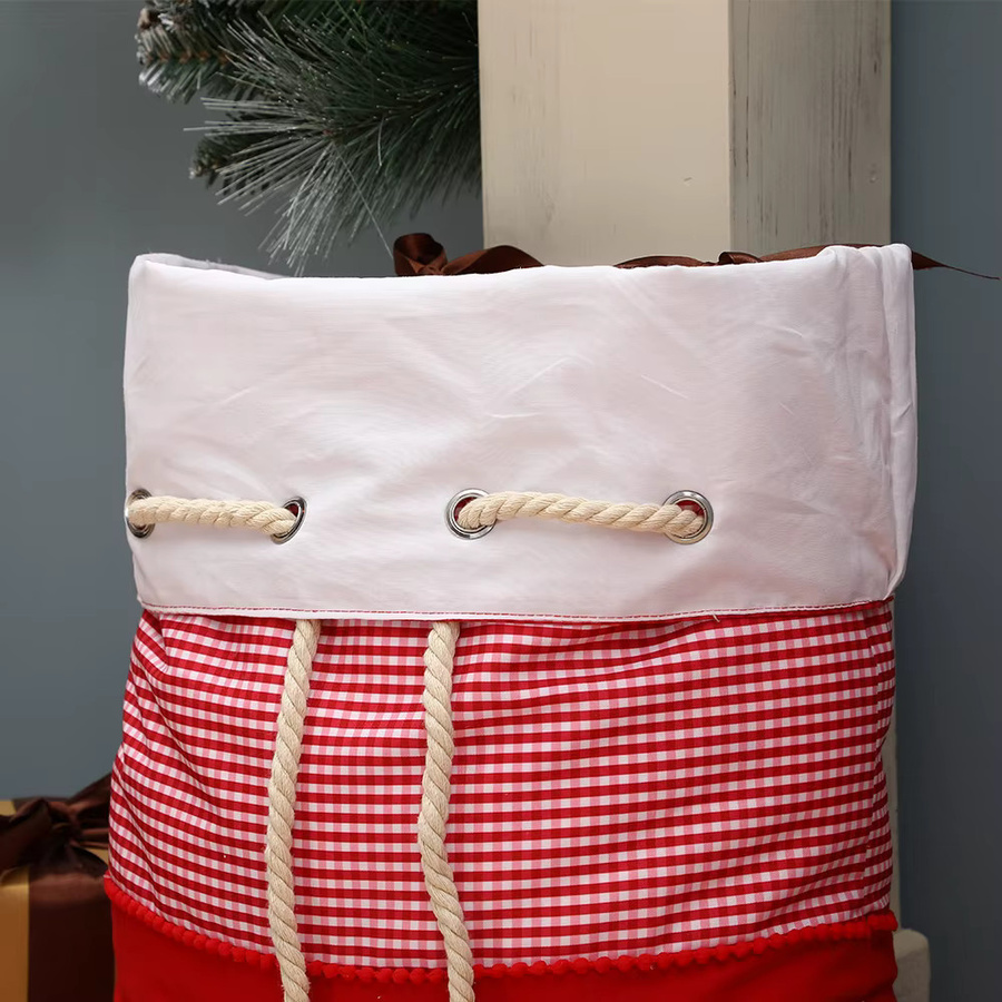 Großer Weihnachtssack von DYSHAYEN in Rot mit Weihnachtsmann-Motiv und gepunktetem Design aus Segeltuch - Bild 3