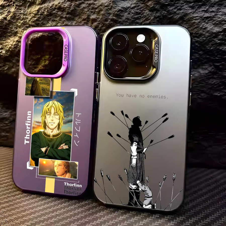 V-Vinland Saga Anime Handyhülle für iPhone 17 16 15 14 13 12 11 Pro Max Air Matte Laser Aurora Stoßfeste Schutzhülle in Pink - Bild 3