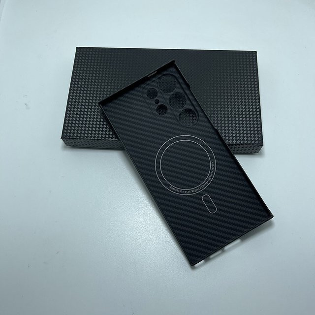 Samsung Galaxy S24 S25 S26 Ultra Carbonfaser Hülle mit MagSafe Magnetfunktion, ultradünne Aramidfaser Schutzhülle in Schwarz - Bild 1
