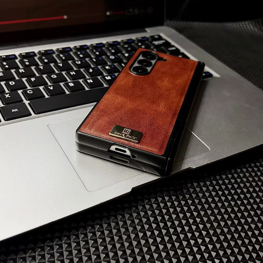 Retro Leder Hartschale Handyhülle für Samsung Galaxy Z Fold 7 6 5 4 mit Scharnierschutz in Schwarz - Bild 1