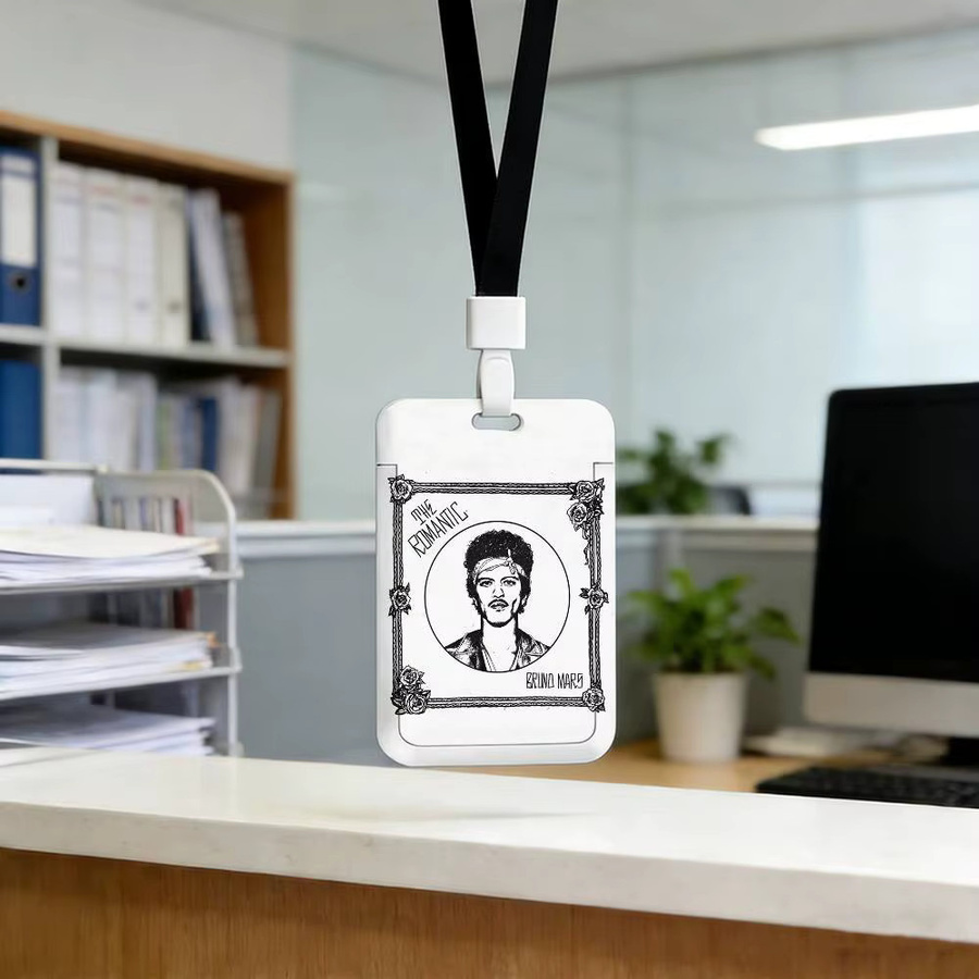 Bruno Mars The Romantic Kartenhalter mit Schlüsselbändern aus Kunststoff - Bild 6