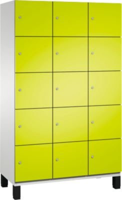 C+P Schließfachschrank Cambio mit 15 Fächern und Schlössern, auf Füßen, Farbe: Korpus lichtgrau, Front grün, B/T/H: 120 x 52,5 x 198 cm - Bild 1