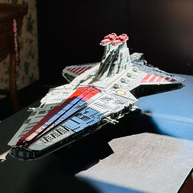 LEGO Star Wars Großer Venator-Klasse Republic Attacks Cruiser, Bausteine, 5.374 Teile, ab 18 Jahren - Bild 1