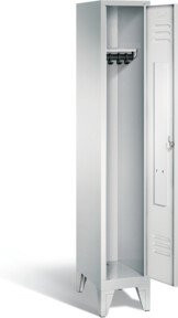 C+P Garderobenschrank Classic in Lichtgrau mit Türen, Regalböden und Kleiderstange, H x B x T: 185 x 32 x 50 cm - Bild 1
