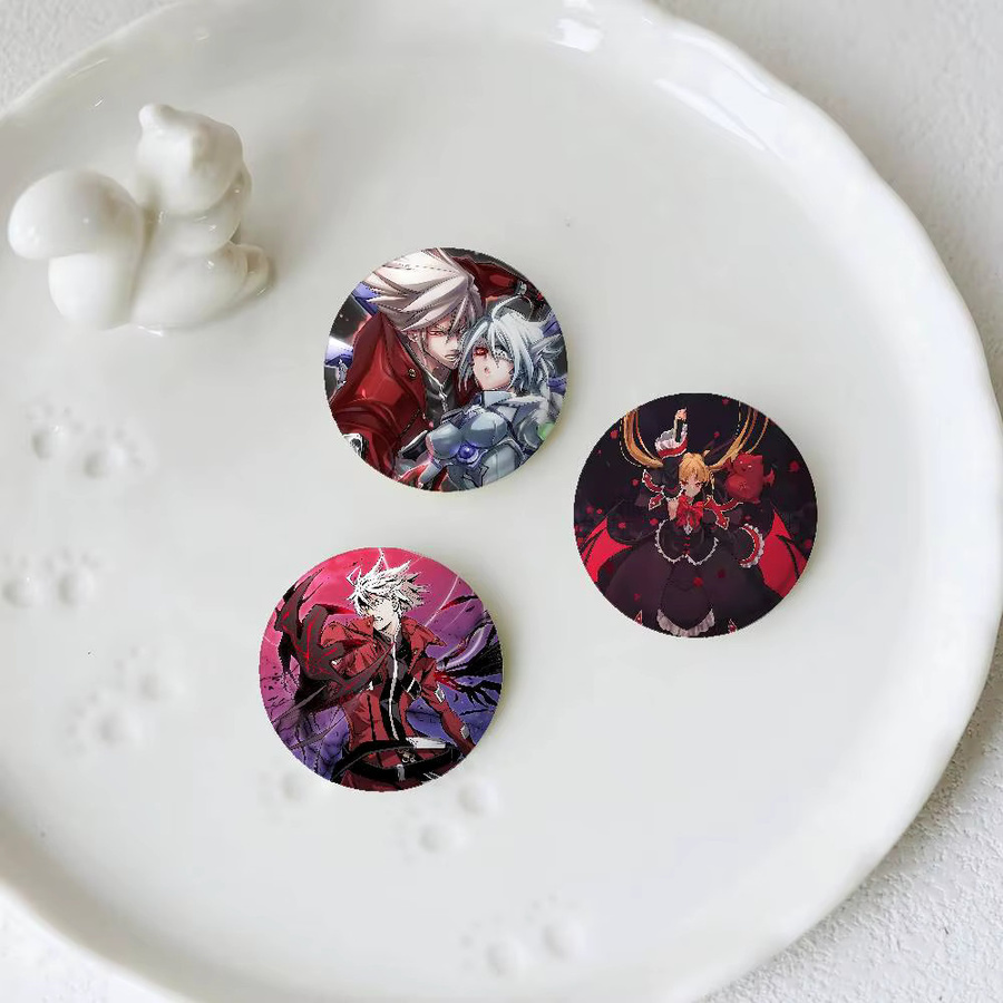 B-Blazblue Brosche, Runde Cartoon Idol Cosplay Abzeichen, Unisex - Bild 4