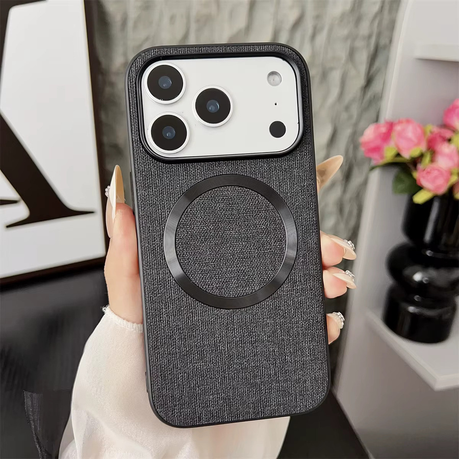 Luxuriöse KELAPA Handyhülle aus Stoff und Leder für iPhone in Blau mit magnetischer kabelloser Ladefunktion - Bild 1