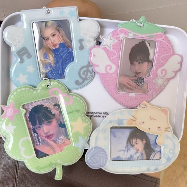 Billtera Anhänger, Erdbeer, K-Pop-Star, 3 Zoll, Unisex - Bild 1