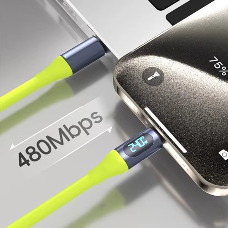 Samsung USB C auf USB C Schnellladekabel mit Digitalanzeige für 240 W Leistung und 480 Mbit/s Datenübertragung, Farbe: Grün, Kabellänge: 1,5 m - Bild 3