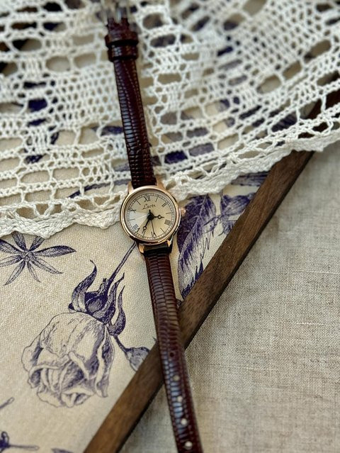 Armbanduhr, Quarz, Leder, Braun, Kristall, Damen - Bild 1