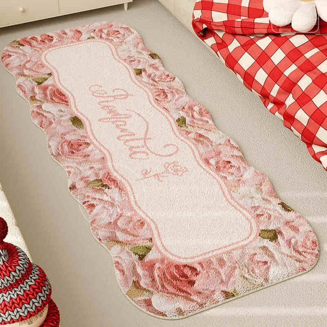 Ins Style Floraler Plüschteppich in Rosa und Creme, weicher Nachttischteppich für Schlafzimmer und Wohnzimmer, B/T: 80 x 180 cm - Bild 1