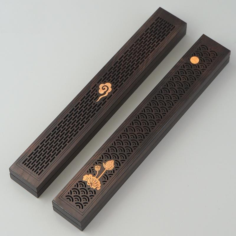 The Red Sun Räucherstäbchenbox aus Holz in Braun mit Sandelholz-Brenner - Bild 1