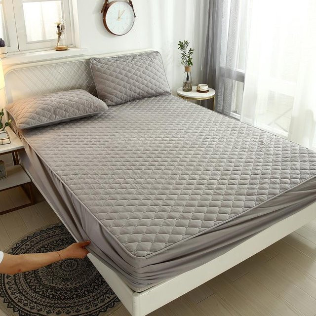 Wasserdichter gesteppter Bettbezug aus Baumwolle und Polyester von Super Six, gepolsterter Matratzenschoner für Babys, B/T: 150 x 200 cm, Farben: Weiß oder Grau - Bild 1