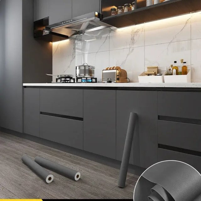 KADUO Selbstklebende PVC Wandfolie in Weiß, Ölbeständiger Vinyl Aufkleber für Küchenschränke und Möbel, Modernes Design - Bild 1