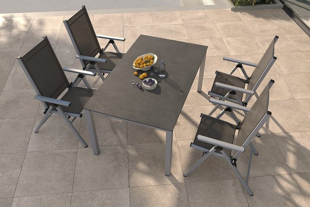 Kettler BasicPlus Pro Garten-Essgruppe in Silber/Anthrazit mit Tisch und 4 Klappstühlen aus Alu, Textilene und Sicherheitsglas, Tisch Breite: 160 cm, Tiefe: 95 cm - Bild 1