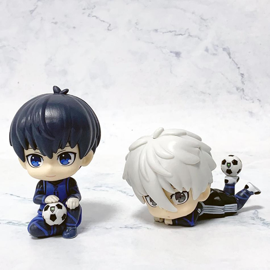 Yiran toy 1 Blue Lock Nagi Seishiro Isagi Yoichi Figur Sitzende Pose 10cm - Bild 3