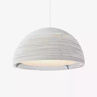 Graypants Scraplights Dome Pendelleuchte aus Holz in Grau - Bild 1