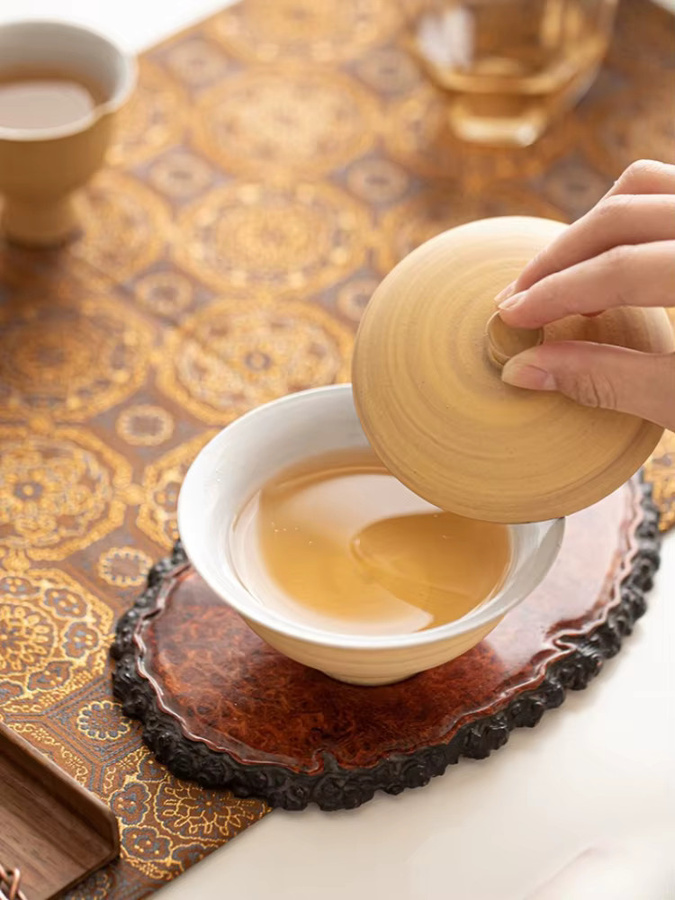 Handgefertigte Keramik-Gaiwan Teekanne im Vintage Wabi Sabi Stil, Farbe: Rot, Volumen: 7,5 ml, Höhe: 11,2 cm - Bild 5