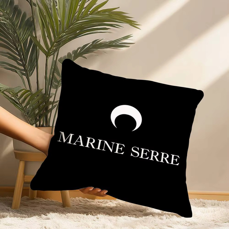 Marine Serre Kissenbezug mit Plüschdruck in Schwarz für deine Dekoration - Bild 3