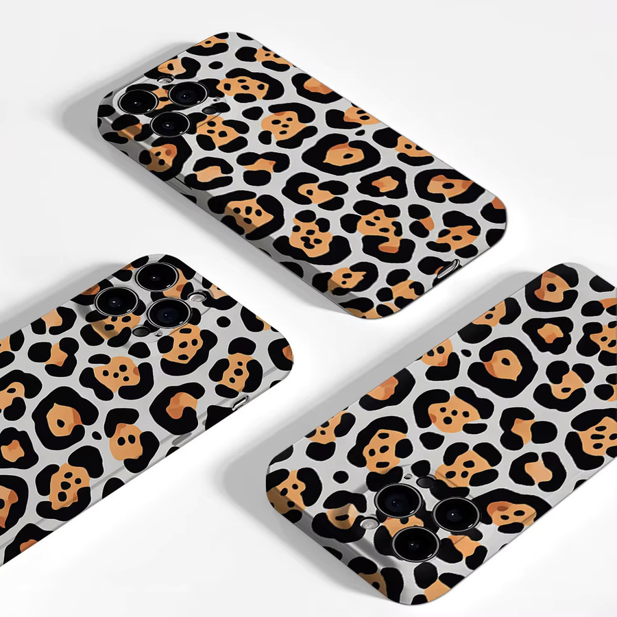 Aurea Case Matte Bumper MagSafe kompatible iPhone Hülle mit Leopardenmuster in Multicolour - Bild 4