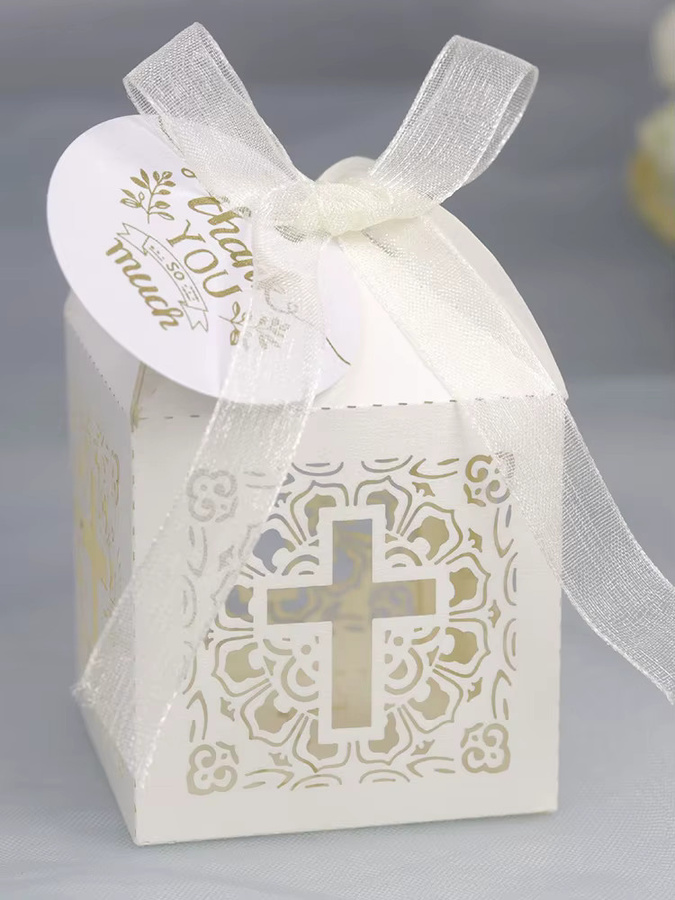TMZ Quadratische Geschenkbox aus Papier mit Dankesanhänger in Weiß für Taufen, Kommunion und Kindergeburtstage - Bild 4