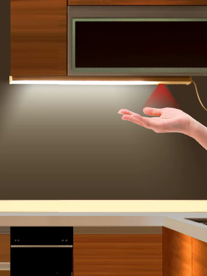 Lcamaw LED Lichtleiste in Weiß für Schreibtisch und Bücherregal, DC12V Nachtlicht und Leselampe - Bild 5