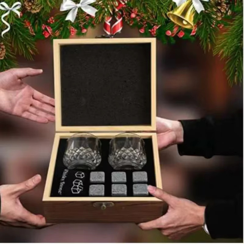 JUSTINLAU Whiskey-Set mit Granit-Whiskey-Steinen und Glas-Tumbler in einer Holzbox, transparent - Bild 3