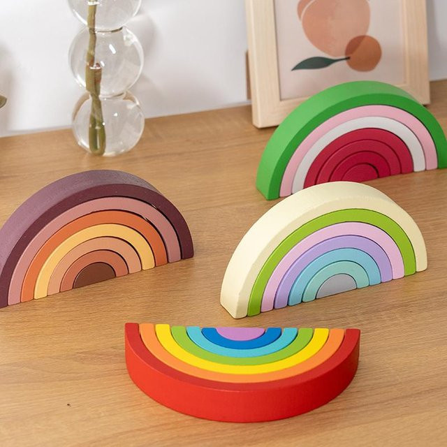 Bogenbrücke Regenbogen Holzbausteine, Stapelspiele, ab 4 Jahren - Bild 1