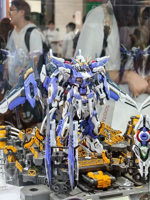 Bandai Tms Liuxin 1/100 Montagemodellbausatz, Skelett-Bausatz, Actionfigur - Bild 1