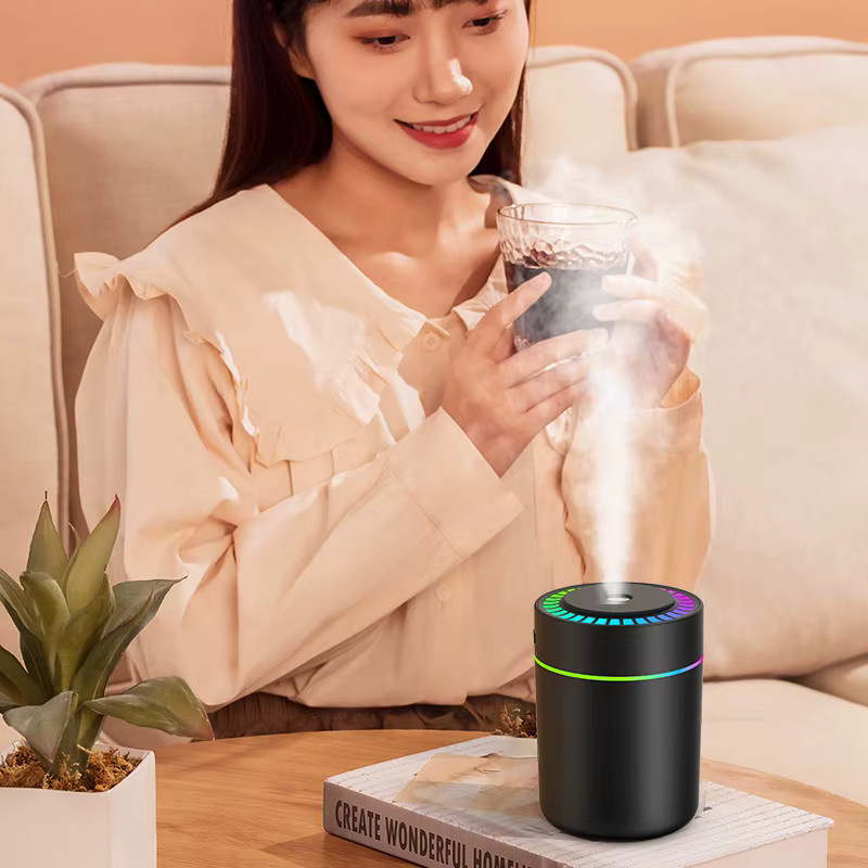 KEBETEME Elektrischer Mini Luftbefeuchter und Aroma Diffusor mit USB-Anschluss, 180 ml - Bild 2