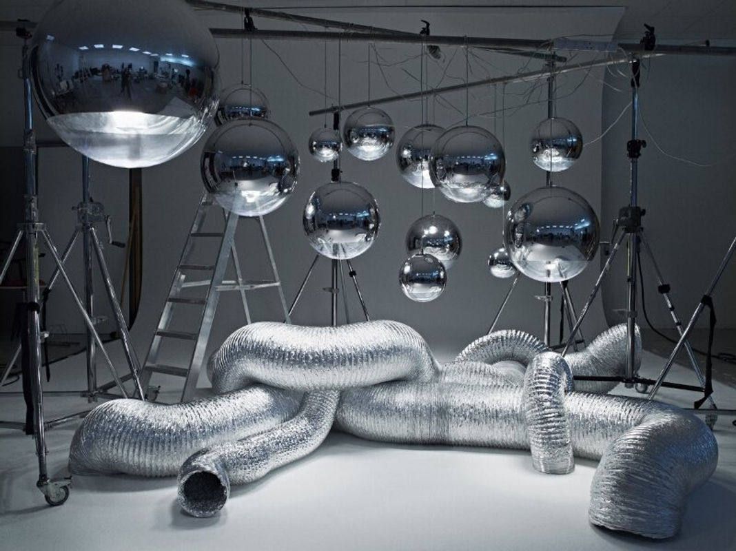Tom Dixon Mirror Ball LED-Pendelleuchte in Silber, dimmbar - Bild 4