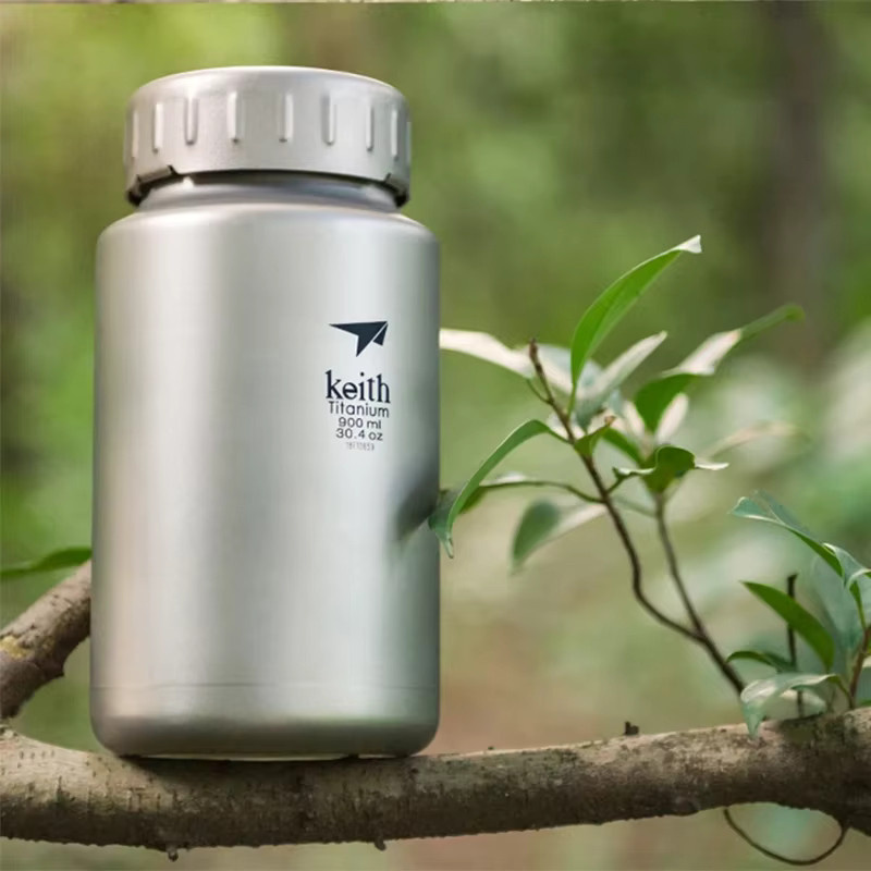 Keith Titan Sportflasche aus Edelstahl in Silber mit 0,9 l Fassungsvermögen - Bild 3